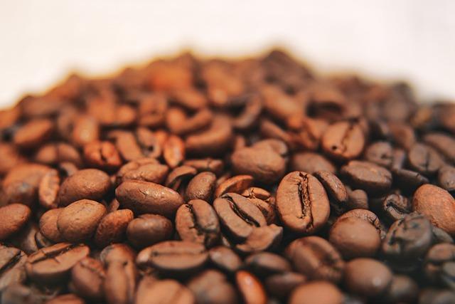 Is It Bad to Drink Creatine Before Bed? Timing Considerations