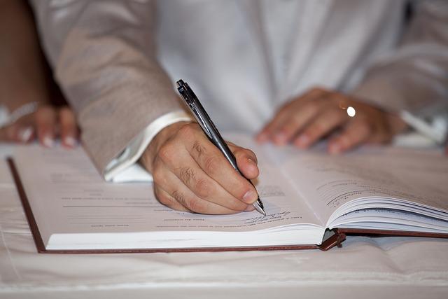 3. Ensuring a Smooth Journey: Tips for Traveling with Creatine Safely