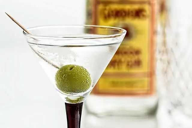 Barcelona Calling: Where to Buy Prime Drink Adventure 3 3. From Vermouth to Craft Cocktails: Unleashing the Flavors of Barcelona's Drink Culture